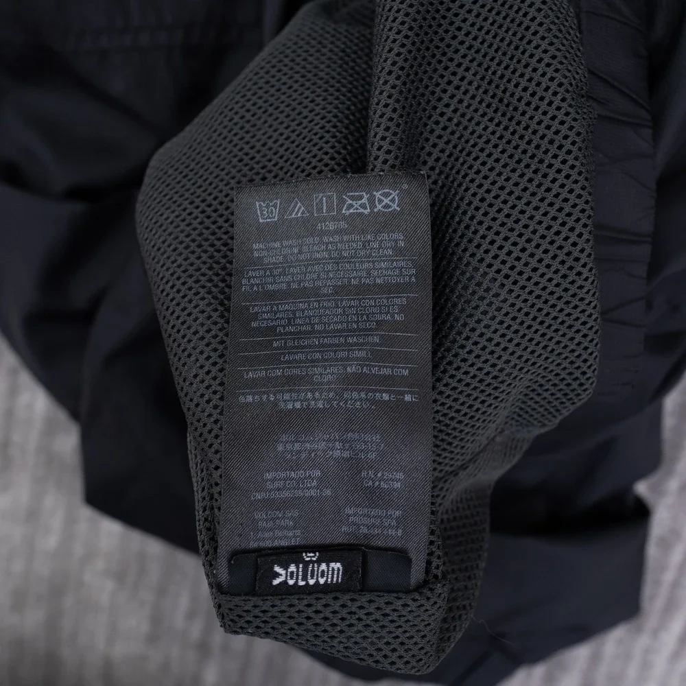Volcom Ermont Windbreaker Jacket Mens Medium Black Water Resistant Hooded Zip Up